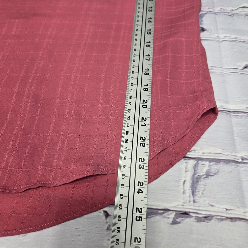 Maurices Womens XS Mauve Pink Textured Grid Blouse‎ Short Sleeve Zip Back Top - Picture 10 of 10